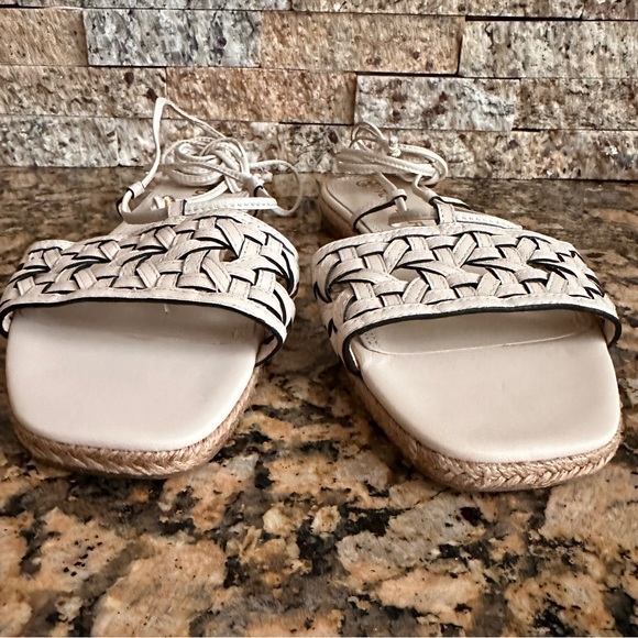 Tory Burch Basket Weave Espadrille Sandals White Cream - Picture 5 of 9